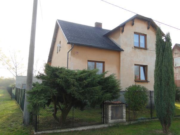 Předmět ocenění: Znalecký posudek č. 152-4177/15 o odhadu tržní hodnoty nemovitých věcí (obvyklé ceny) pro účel exekučního řízení pro exekutora JUDr. Karla Urbana Pozemek parc.č. 454, jehož součástí je rodinný dům č.