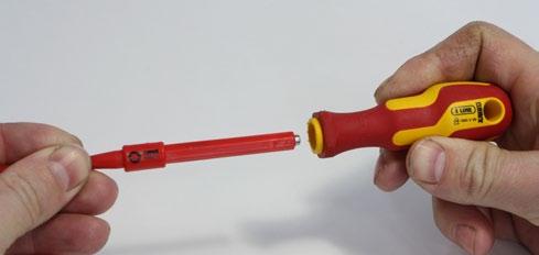x TX, 1 x Handle Kvalita elektrotechnických šroubováků S LINE ELEKTRO PROFI, TWIN PLAST ELEKTRO LINE PROFI, SUPER 2000