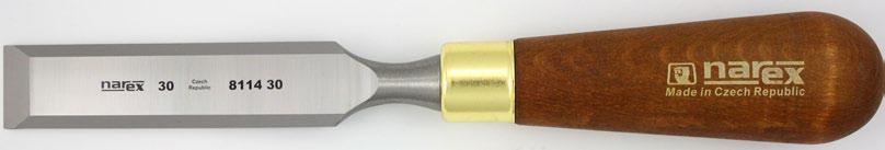 WOOD LINE PLUS stained hornbeam wood, waxed Cr-Mn steel, hardness 59HRc Robust tool used for choppin out joints as well as cuttin mortises.