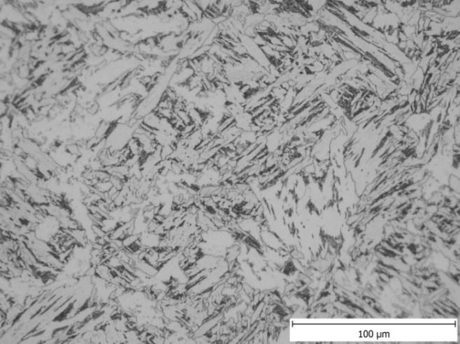 a) simulovaná tloušťka stěny 6,3 mm, doválcovací teplota 870 C