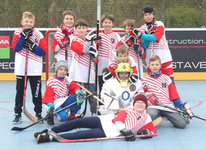 NOVINKY OD NÁS Turnaj v miniházené Ve středu 1. června se konal již tradiční velký jarní turnaj v miniházené pod názvem Open cup, který je pořádán pod hlavičkou Pražského svazu házené.