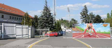 Armádní sportovní centrum DUKLA profesionální evropský rezortní sportovní klub Ministerstva obrany České republiky Hlavním úkolem Dukly je zabezpečit státní a rezortní sportovní reprezentaci České