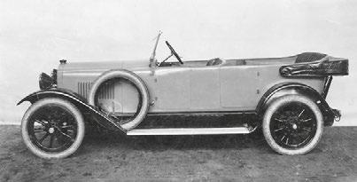 Kompletní 4,2 m dlouhé automobily řady 100 vykazovaly hmotnost kolem 900 až 950 kg a dosahovaly největší rychlosti 70 km/h.