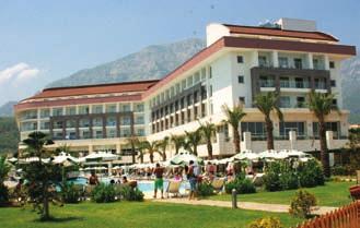 Maxim Resort ***** Turecko / Kemer www.cdtravel.cz Turecko Hotel Maxim Resort uspokojí i náročné klienty, kteří hledají dovolenou na úrovni.