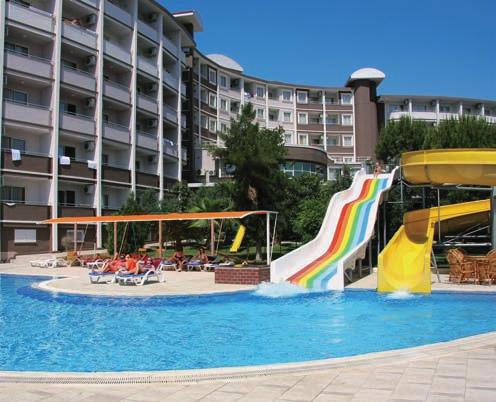 V areálu hotelu se nacházejí dva venkovní bazény s dětskou částí a tobogány, několik venkovních barů a restaurací, diskotéka, dětské hřiště a malá zahrada.
