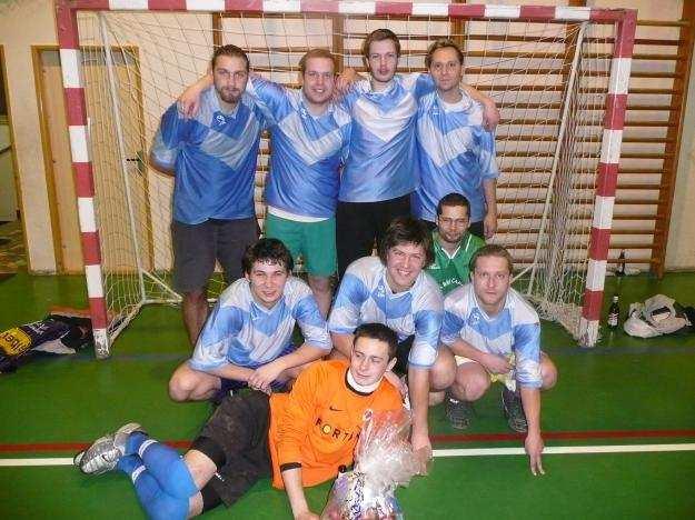 29. listopad 2008: Blahovka Cup Již téměř tradicí se stává fotbalový turnaj BLAHOVKA CUP. Jeho 3. ročník se uskutečnil v sobotu 29. listopadu 2008 v tělocvičně ZŠ Bratří Čapků v Úpici.