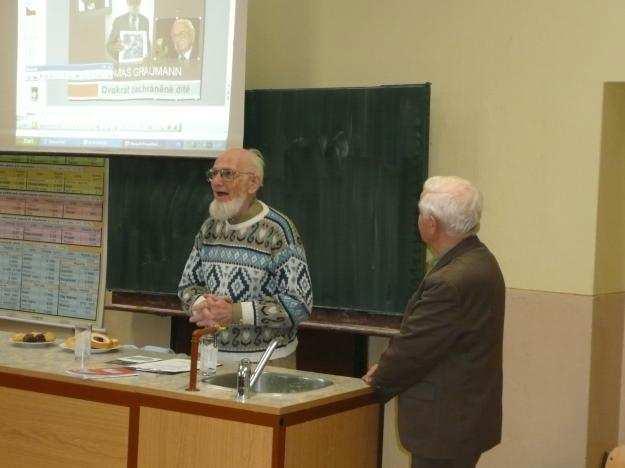 27. březen 2009: Beseda s panem Tomem Graumannem Dne 27. března 2009 proběhla na naší škole beseda s panem Tomem Graumannem.