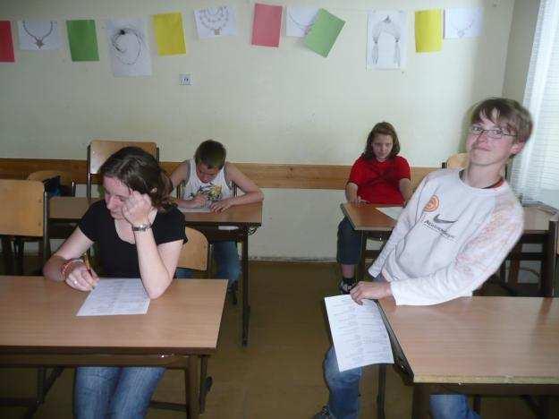 22. duben 2009: Soutěž Voda základ života Na 36 testových otázek řešili žáci 6. až 9. ročníku v soutěži s názvem Voda základ života.