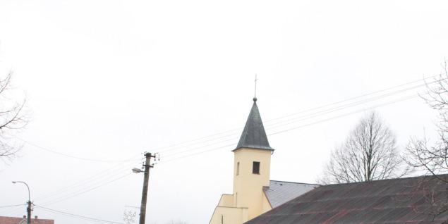 Žádost o výpomoc Rodiče trojčátek prosí zájemkyně (studentky, důchodkyně, ženy) které by měly chvilku čas a pomohly s dětmi (procházky). Zájemkyně hlaste se na tel. č. 731 951 190. POZOR ZMĚNA TEL. Č.