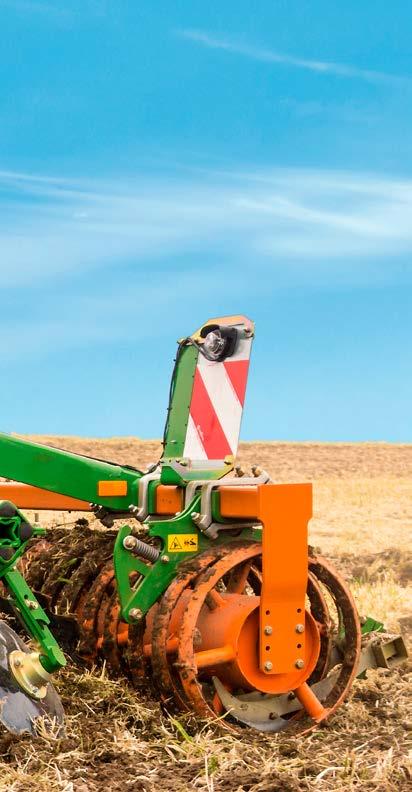 Hladký zarovnávací disk 460 mm pro práci na středně těžkých až těžkých půdách, ve spojení se středním až vysokým podílem slámy.