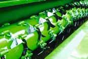 a emise hluku. Grasshopper multifunkční stroj Stroje určené pro připojení za traktor lze používat po celý rok.