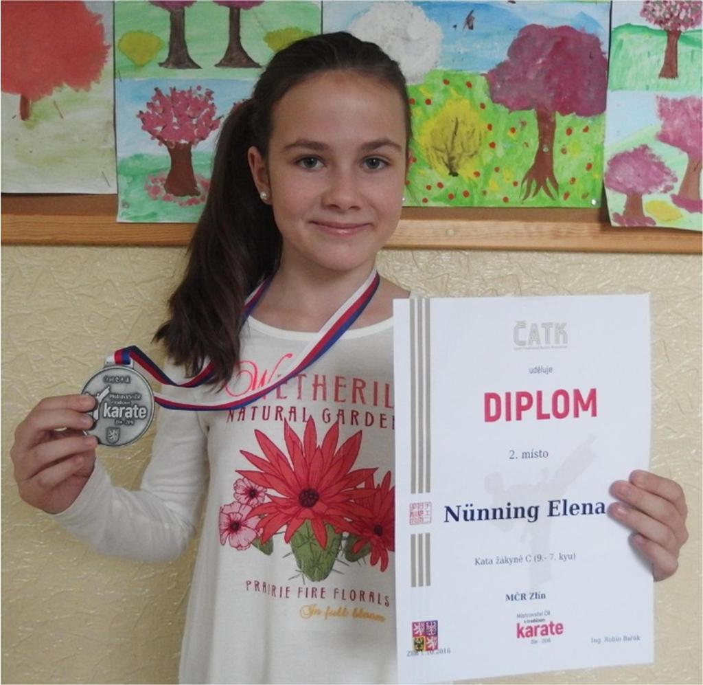 Do šestého ročníku líbeznické školy chodí drobná holčička Elena Nünning. Kdo by do ní řekl, že začátkem října obsadila ve Zlíně 2. místo na Mistrovství České republiky v karate?