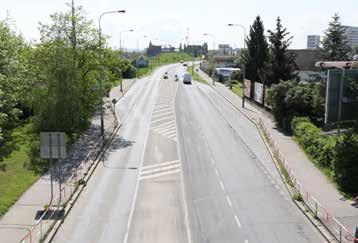 ostrůvku, úprava na sdružený přejezd pro cyklisty (V8 c) a přímější návaznost na ulici Dubská (problémové rizikové místo z hlediska nehodovosti, včetně fatálního a těžkého zranění) doplnění obdobného