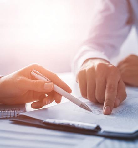) Asociace realitních kanceláří České republiky www.arkcr.cz Za prvních šest měsíců loňského roku přitom developeři v Praze prodali celkem 3027 nových bytů.