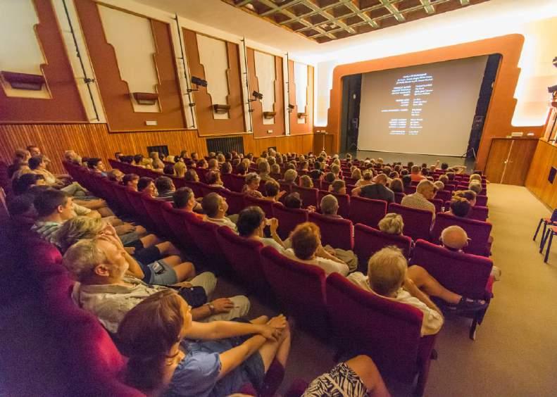 Kino Napajedla BĚŽNÝ PROVOZ PROJEKCE FILMŮ ŠKOLNÍ PROJEKCE FILMOVÉ FESTIVALY