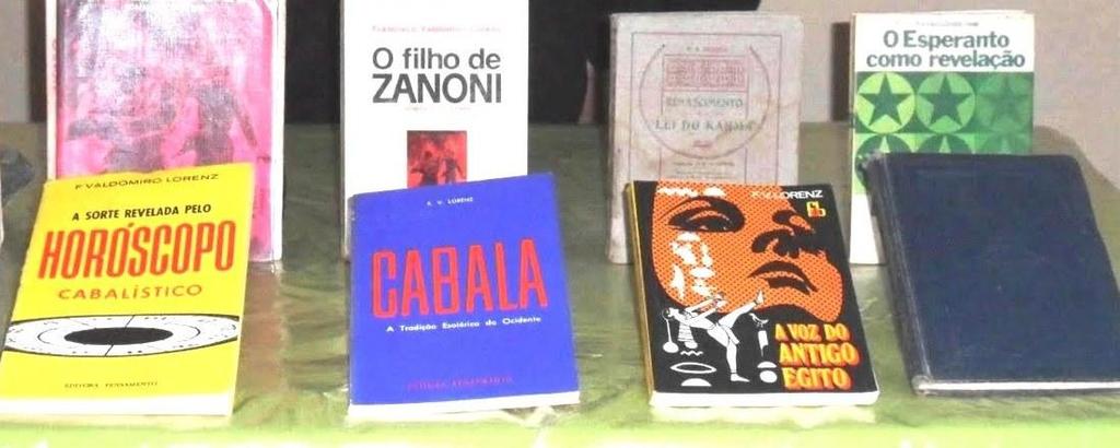Lorenc hodně překládal také z angličtiny do portugalštiny. Jeho hlavním dílem je překlad Bhagavadgíty ze sanskrtu do portugalštiny a esperanta.