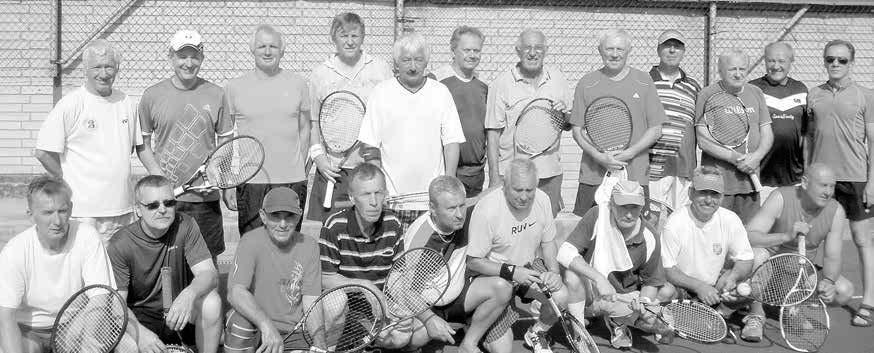 18 SPORT Pondělí 1. srpna 2016 KALEIDOSKOP Příprava: Broďané smázli Morkovice Fotbalová příprava: Uh.