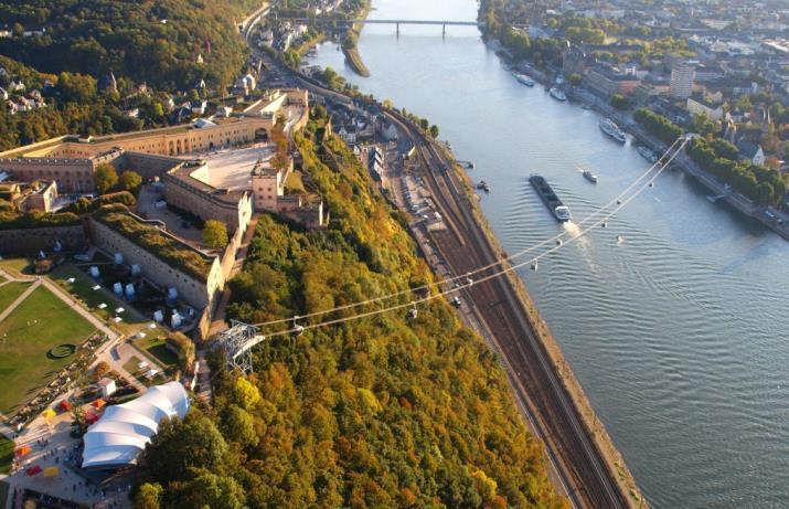 KOBLENZ (NĚMECKO) DOČASNÝ PROJEKT, KTERÝ SE STAL TRVALÝM délka: 900 m interval: