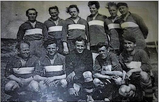 2. Založení fotbalového klubu 2.1 Tělovýchovná jednota Sepekov Místní tělovýchovný spolek v Sepekově byl založen roku 1936. Jmenoval se S.K. Sepekov. Kapitánem byl Václav Novák, předsedou Karel Záveský, jednatelem Bedřich Hása, finance měl na starosti Stanislav Kolář.