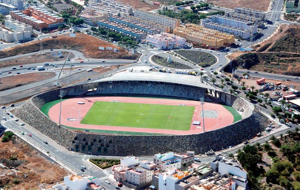 TENERIFE ATLETICKÝ STADION Architektonický projekt Atletického stadionu na Tenerife je součástí komplexního programu.