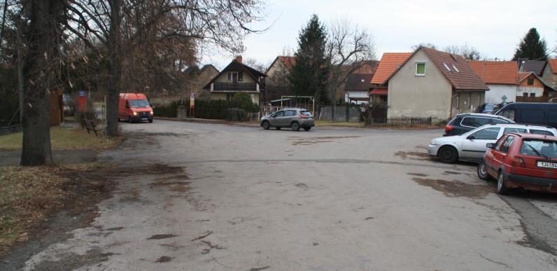 3.3. KOMPLEXNÍ STAVEBNÍ ÚPRAVY Vzhledem k celkově neutěšenému stavebnímu stavu centra Všechrom (zde není dále podrobně analyzováno, obecně nastíněno pouze v