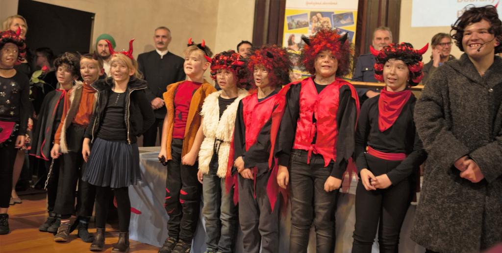 V sobotu 10. listopadu proběhl v Erbovním sále horšovskotýnského zámku první slavnostní večer v rámci Juniorfestu 2018.