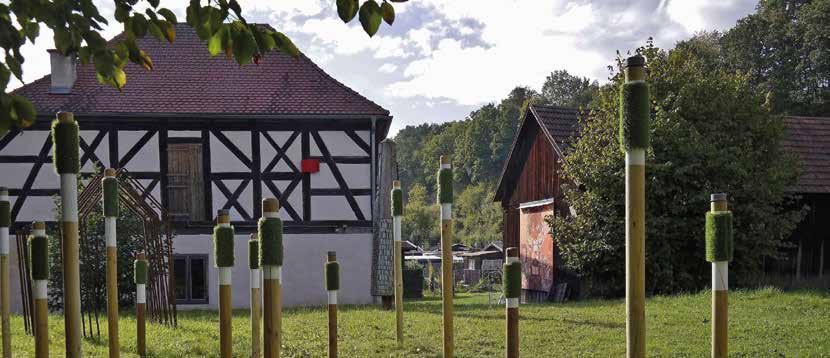 Innenstadt und zur Waldnaab. Hier werden regelmäßig geplant und durchgeführt, die der Kunst und Kultur sowie der Architektur nicht nur dienlich sein, sondern sie auch vorantreiben sollen.
