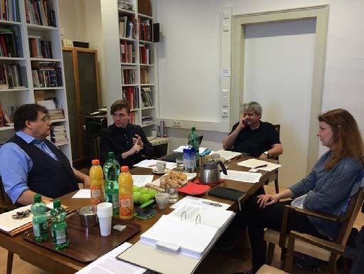 Veronika Patočková, Nadace památníku zavražděných evropských Židů, Německo SRN) při workshopu k projektu Voices of the Victims v rámci projektu RomArchive, 24. 25. 5.