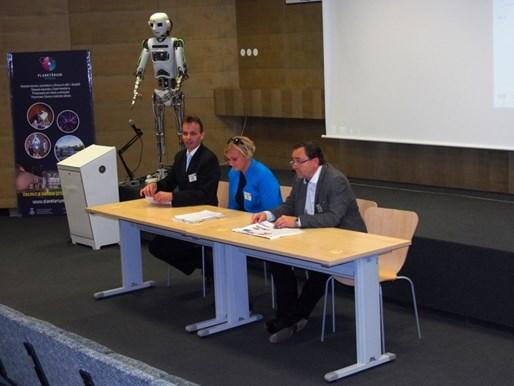 Strana 6 X X I V. K O N F E R E N C E A 10. SJEZD SDMG, Z. S. Tyto dvě významné akce proběhly ve dnech 18. - 20. 10. 2017 na půdě Vysoké školy báňské - Technické univerzity Ostrava pod záštitou předsedy ČBÚ Praha Ing.