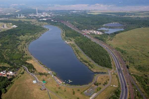 vedení správy finančních prostředků na dávky pro bývalé zaměstnance v hornictví správa majetku sloužícího k zajištění energetické bezpečnosti státu spolupráce s vědeckými institucemi činnosti spojené