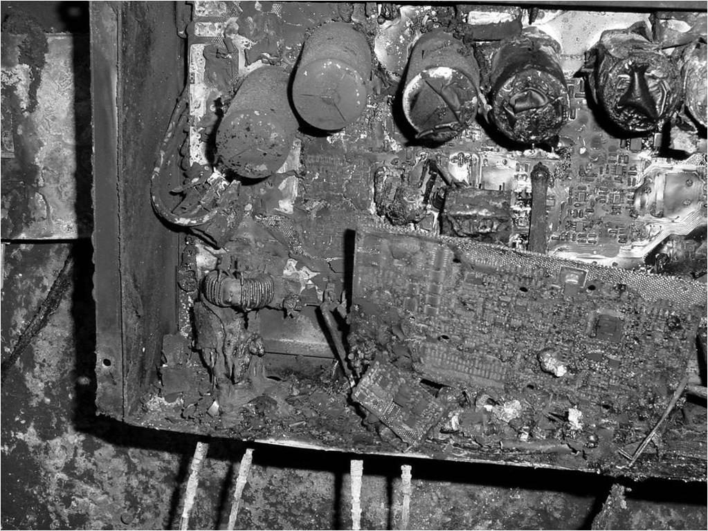 Tyto elektrárny jsou budovány na velmi rozsáhlých plochách, nebo na svazích, zpravidla na vyvýšených místech.