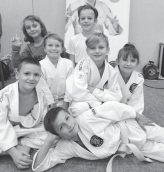 Katame-no-kata (jedna ze zápasových kata). V letošním roce se lenové Judoclubu Sušice zú astnili celkem p ti mistrovství, krom t í výše zmín ných reprezentoval klub ješt Aleš Zemen, který se 14.