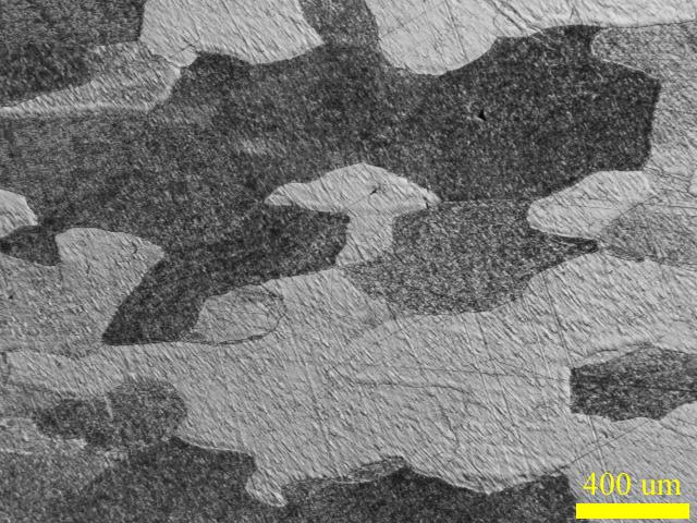 Obr. 2: Struktura materiálu s 0,25 at.% Zr po válcování. Fig. 2: Structure of material with 0.25 at.% Zr after rolling. Obr. 3: Struktura materiálu s 0,25 at.% Zr po válcování a žíhání 1150 C/2h. Fig. 3: Structure of material with 0.