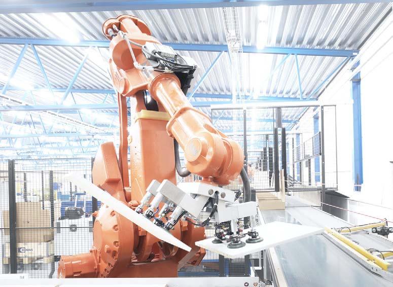 Využitie robotov v drevárskom priemysle? Samozrejme. Široký produktový rad robotiky ABB umožňuje využívanie robotov naozaj všade.