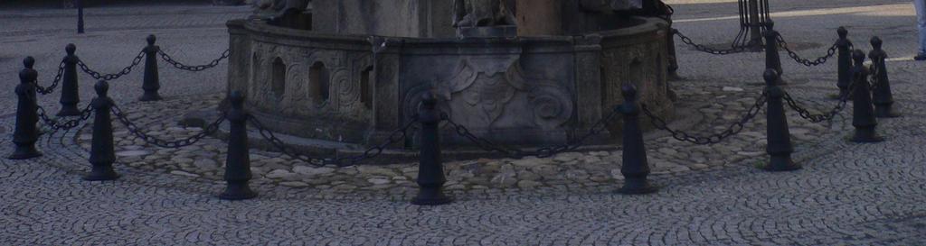 2006