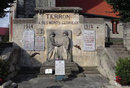 Baška K významným rodákům z Bašky nutno zmínit Josefa Šimíka legionáře, který padl 21. 10. 1918 ve Francii (Bedřich Fišer Malé dějiny Bašky, str. 22.).
