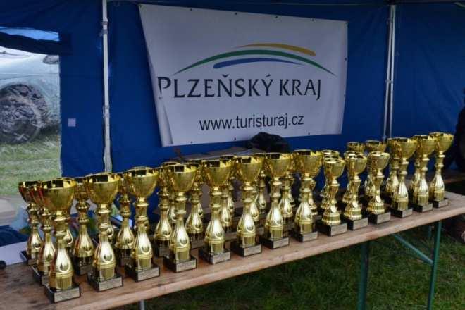 Josef Frýdl, Jana Kauznerová, Andrea Schreiberová, Jiřina Štronerová, Václav Zeman, Martin Zeman, Adam Červenka, Kateřina