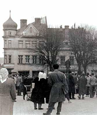 nesla architektonická invence spojená s citem pro míru a ráz okolí. Jaromír Pochyla, ZN Konec 19. stol.