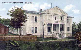 Nûmecká reprezentace roku 1918 vznik nového státu odmítla a Ïádala pfiipojení k Rakousku; celistvost území zajistila aï armáda.
