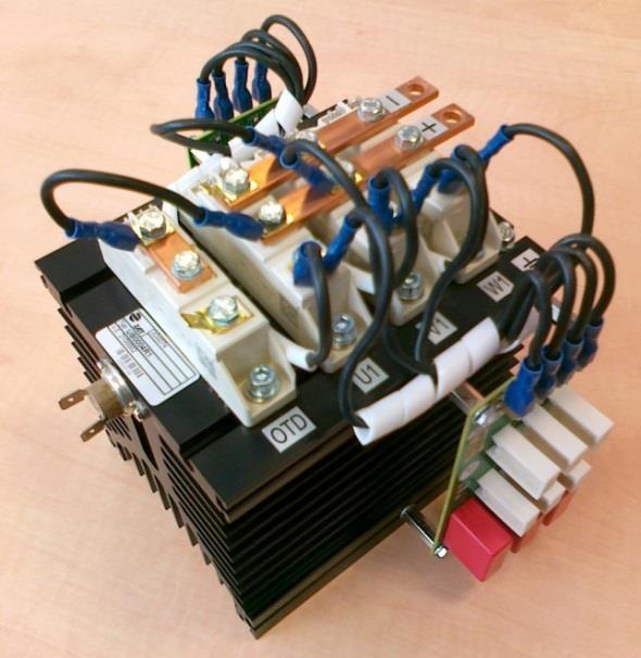 pulzně šířkovou modulací, napájecí napětí do 240V DC