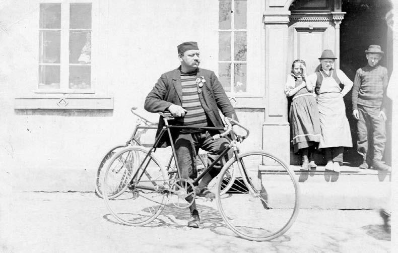 Učňovská léta Reinhold Mai s bicyklem své