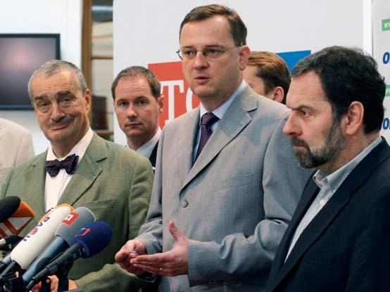 report Srovnání volebních programů TOP 09 a VV s ODS Týdeníku EURO se podařilo získat analýzu volebních programů ODS, TOP 09 a Věcí veřejných. Toto srovnání vypracoval sekretariát ODS.