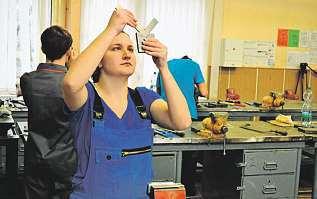 SOU v Domažlicích poskytuje svým žákům výborné technické zázemí a zaměřuje se zejména na strojírenské obory.