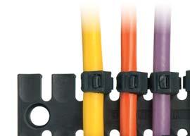 Použitím odlehčovacích lišt lze kabeláž upevnit proti namáhání v tahu dle ČSN EN 62444. Kabely jsou proti uvolnění zajištěny páskem.