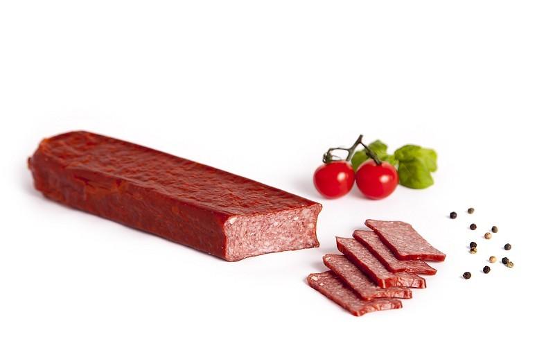 UTB ve Zlíně, Fakulta technologická 22 2.2 Trvanlivé fermentované salámy Trvanlivé fermentované salámy (dry sausage, Salami), (dále již jen TFS) jsou konzervovány především vysušením, tj.