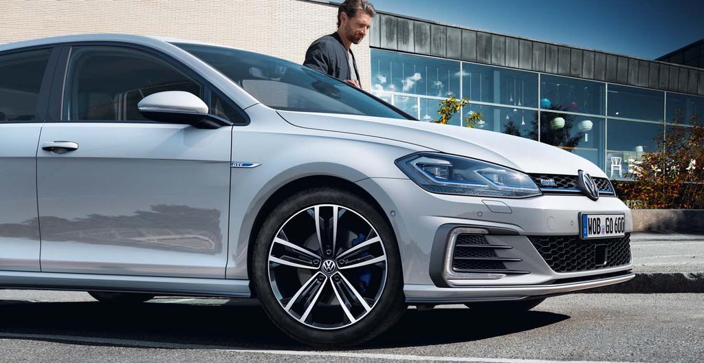 Design připravený ke startu. Dynamika v ryzí podobě: Nový Golf GTE sebevědomě projevuje temperament celým svým zevnějškem.