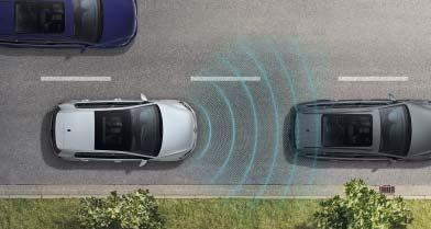 ¹) S 03 05 04 Dává pozor na Vás i na všechny ostatní: Systém sledování odstupu Front Assist včetně funkce nouzového brzdění City s rozpoznáváním chodců pomáhá v případě hrozící nehody snížit následky