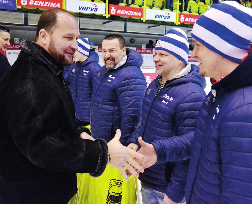 /// Rychlý trhák Ocelářů Pozdě bycha honit čtyřgólové manko z první třetiny už Litvínov před týdnem nevymazal a zapsal teprve čtvrtou porážku doma od září v základní hrací době.