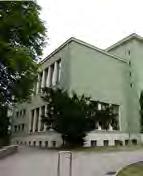 Muzeum města Ústí nad Labem ÚSTÍ NAD LABEM Historický Císařský sál - nízké pódium, základní zvukařská technika, variabilní umístění sezení a stolů přísálí - pro občerstvení a zázemí přednáškový sál -