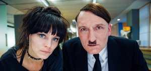 Úkryt v Zoo Historický/drama, USA, UK, ČR, 2017, 127 min Režie: Niki Caro Hrají: Jessica Chastain, Johan Heldenbergh, Daniel Brühl Druhá světová válka nabízí mnoho příběhů, jako je ten o uprchlících